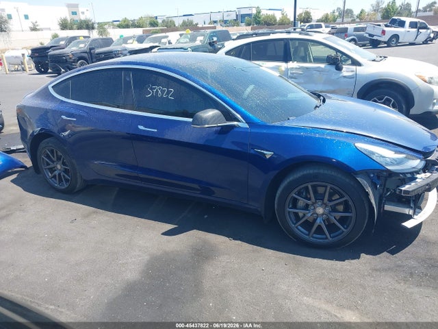 Продаж на аукціоні авто 2018 Tesla Model 3 Long Range/performance, vin: 5YJ3E1EB6JF136022, номер лоту: 45437822