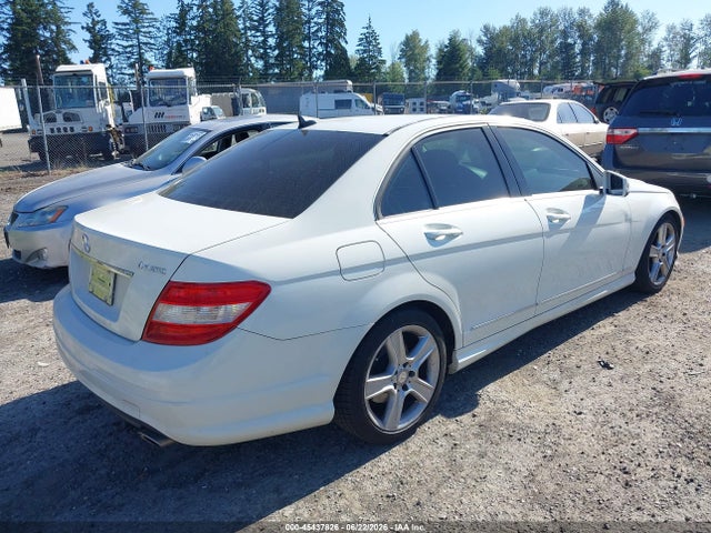 45437826 :رقم المزاد ، WDDGF8BBXAA908399 vin ، 2010 Mercedes-benz C 300 مزاد بيع