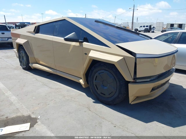 Auction sale of the 2025 Tesla Cybertruck, vin: 7G2CEHEE0SA060392, lot number: 45437832