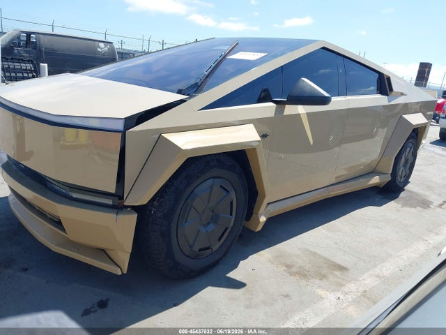 7G2CEHEE0SA060392 Tesla Cybertruck