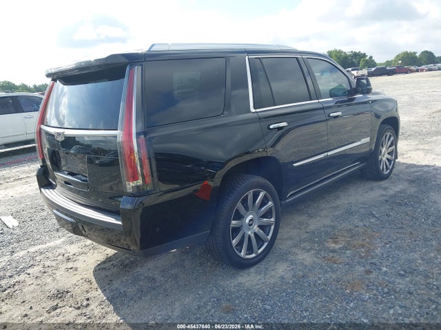 2018 Cadillac Escalade Premium Luxury მანქანა იყიდება აუქციონზე, vin: 1GYS3CKJ0JR144551, აუქციონის ნომერი: 45437840