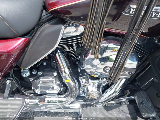 Harley-Davidson Flhtcutg Tri Glide Ultra 2014 1HD1MAL11EB860325 Image 8