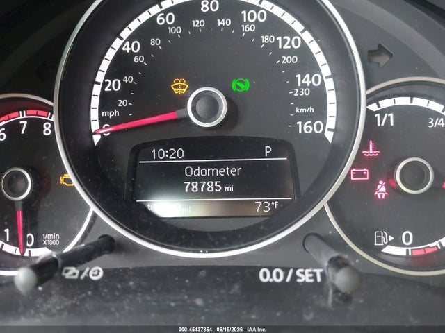 3VW517AT5FM809596 Volkswagen Beetle 1.8t Classic
