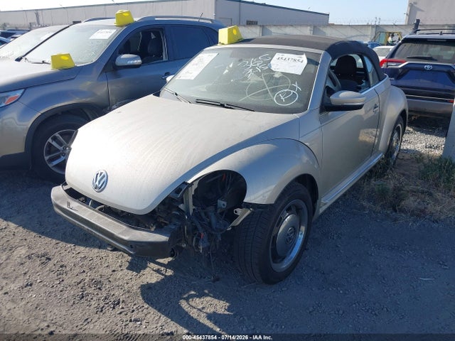 3VW517AT5FM809596 Volkswagen Beetle 1.8t Classic