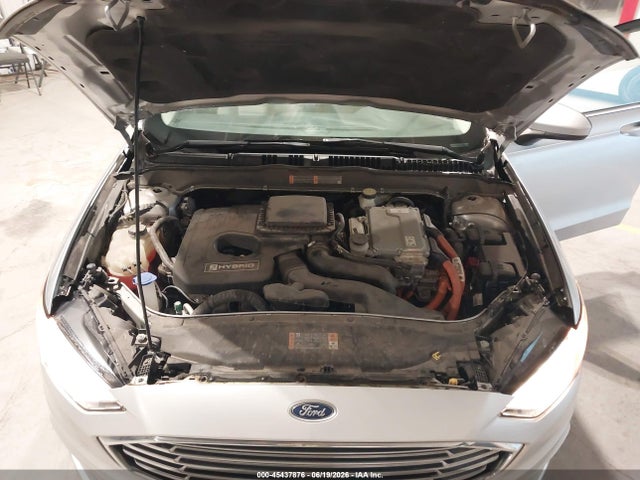 3FA6P0UU9JR100608 Ford Fusion Hybrid S
