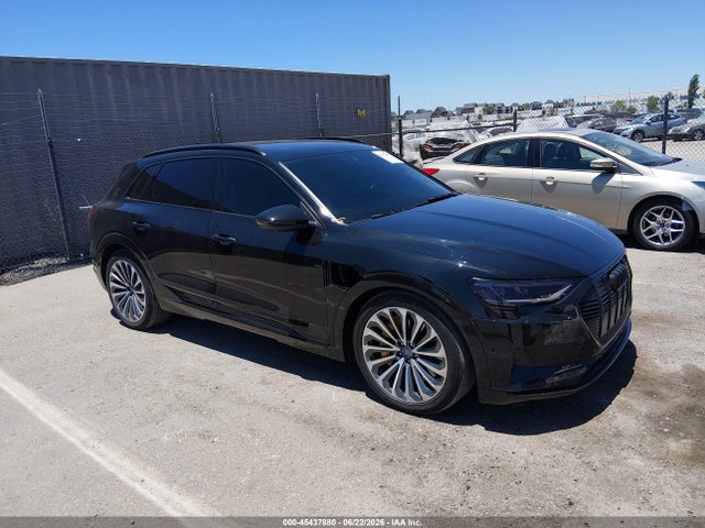 Audi E-tron Premium Plus 2019 WA1VAAGE7KB021651 главное изображение