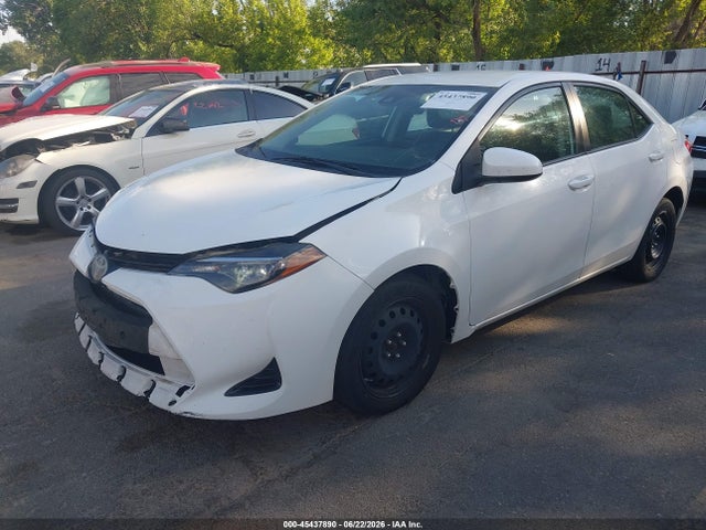 Toyota COROLLA LE 2017 2T1BURHE7HC927998 Image 2