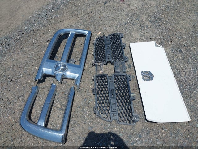 Продажа на аукционе авто 2015 Ram 2500 Tradesman, vin: 3C6UR5CL3FG501311, номер лота: 45437952