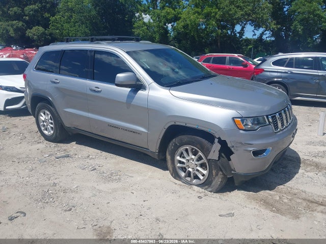 2018 Jeep Grand Cherokee Laredo E 4x2 მანქანა იყიდება აუქციონზე, vin: 1C4RJEAG8JC253497, აუქციონის ნომერი: 45437963