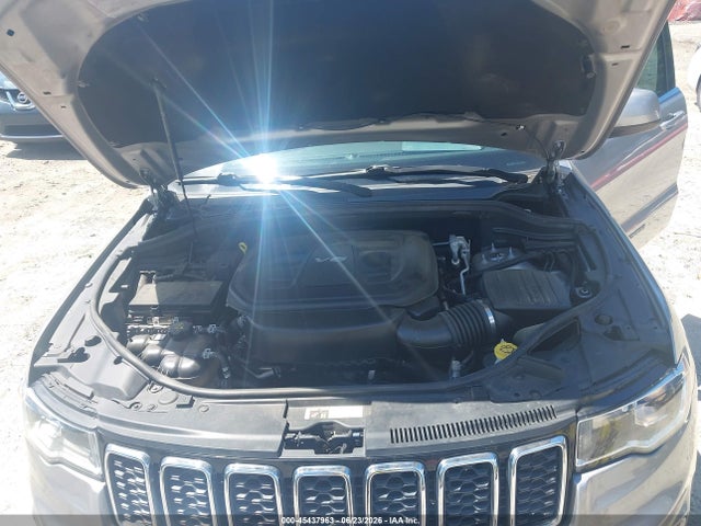 2018 Jeep Grand Cherokee Laredo E 4x2 მანქანა იყიდება აუქციონზე, vin: 1C4RJEAG8JC253497, აუქციონის ნომერი: 45437963