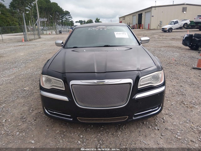 45437974 :رقم المزاد ، 2C3CCADT5DH703551 vin ، 2013 Chrysler 300c John Varvatos Luxury Edition مزاد بيع