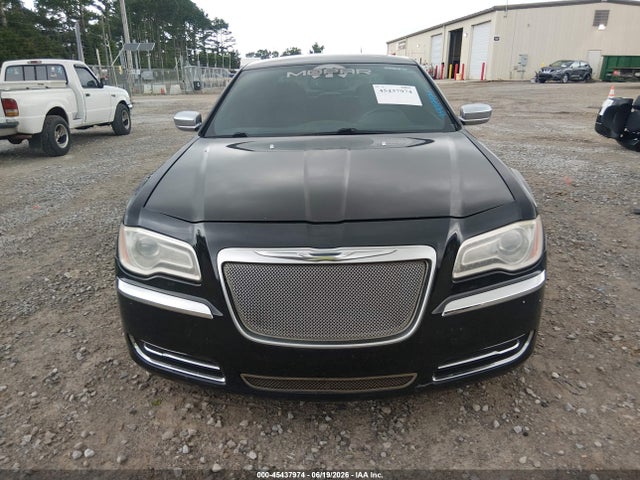 45437974 :رقم المزاد ، 2C3CCADT5DH703551 vin ، 2013 Chrysler 300c John Varvatos Luxury Edition مزاد بيع