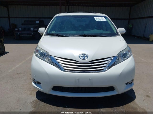 Auction sale of the 2013 Toyota Sienna Limited V6 7 Passenger, vin: 5TDYK3DC6DS372979, lot number: 45437981