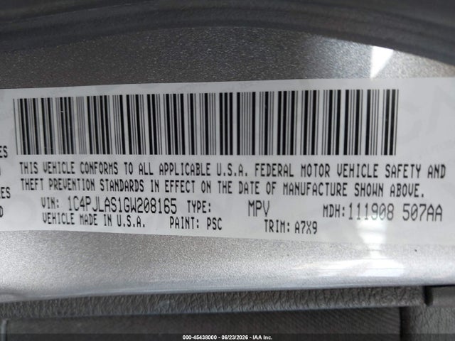 1C4PJLAS1GW208165 Jeep Cherokee Sport