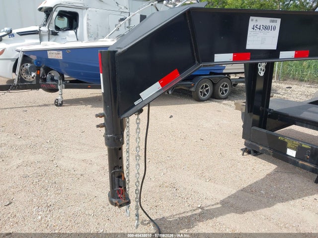 45438010 :رقم المزاد ، 4Z1GF2024TS001894 vin ، 2026 Gator Gooseneck Trailer مزاد بيع