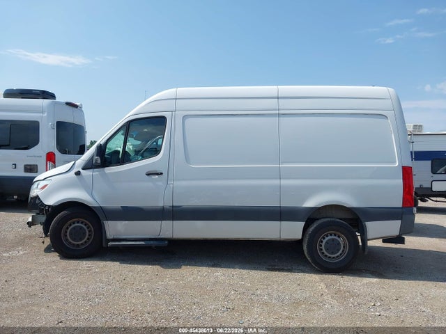 2021 Mercedes-benz Sprinter 2500 Standard Roof V6 მანქანა იყიდება აუქციონზე, vin: W1Y4EBHY4MT073560, აუქციონის ნომერი: 45438013