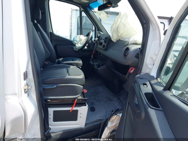 2021 Mercedes-benz Sprinter 2500 Standard Roof V6 მანქანა იყიდება აუქციონზე, vin: W1Y4EBHY4MT073560, აუქციონის ნომერი: 45438013