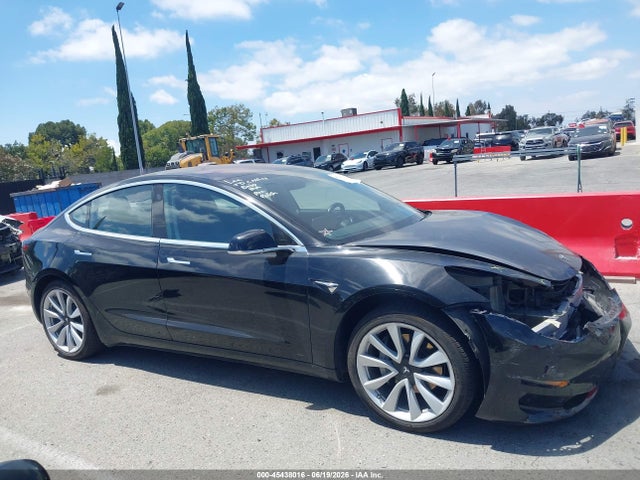 2024 Tesla Model Y Long Range Single Motor Rear-wheel Drive/rwd მანქანა იყიდება აუქციონზე, vin: 7SAYGDED3RF103416, აუქციონის ნომერი: 45438016