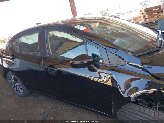 3N1CN8EV9ML867913 Nissan Versa Sv Xtronic Cvt