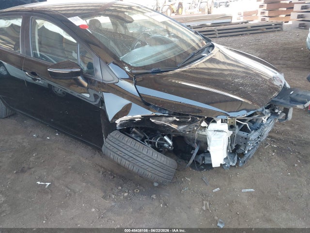 3N1CN8EV9ML867913 Nissan Versa Sv Xtronic Cvt