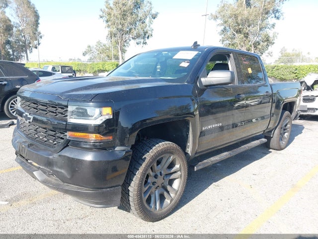 Chevrolet Silverado 1500 Custom 2018 3GCPCPEC7JG458178 Image 2