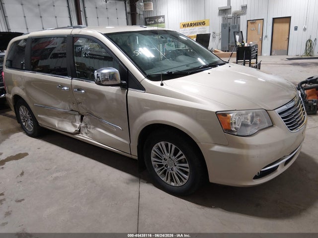 45438116 :رقم المزاد ، 2A4RR6DG3BR766363 vin ، 2011 Chrysler Town & Country Limited مزاد بيع