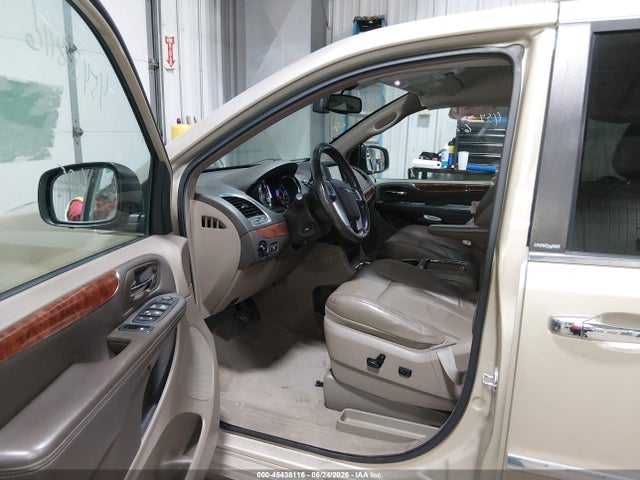 Продажа на аукционе авто 2011 Chrysler Town & Country Limited, vin: 2A4RR6DG3BR766363, номер лота: 45438116