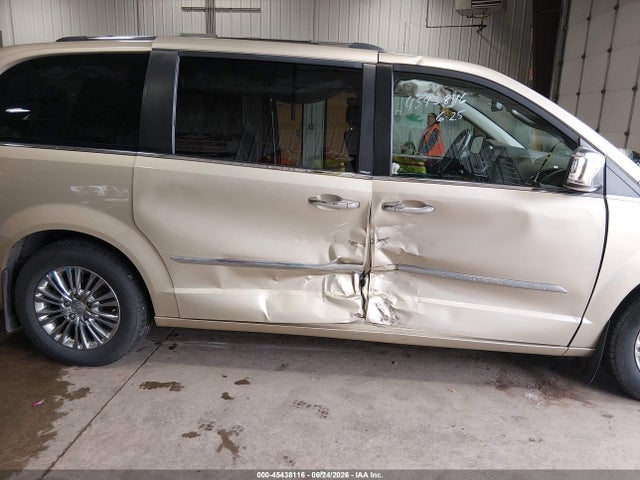 Продажа на аукционе авто 2011 Chrysler Town & Country Limited, vin: 2A4RR6DG3BR766363, номер лота: 45438116