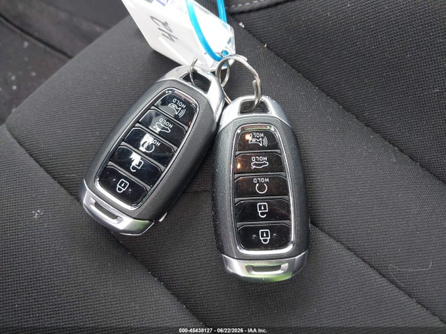 KMHLM4AJ2PU084241 Hyundai Elantra Hybrid Blue