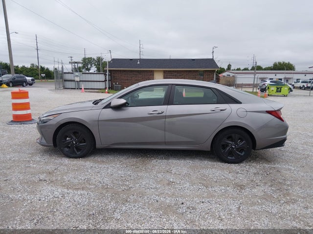 KMHLM4AJ1PU084456 Hyundai Elantra Hybrid Blue