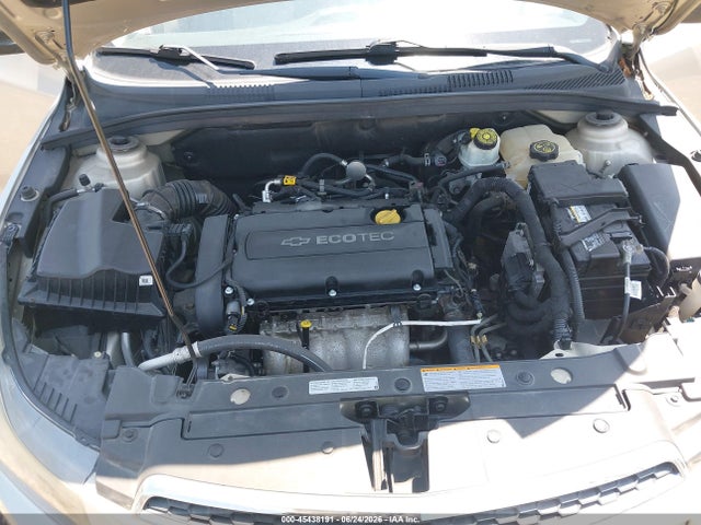 1G1PA5SH0E7120562 Chevrolet Cruze Ls Auto