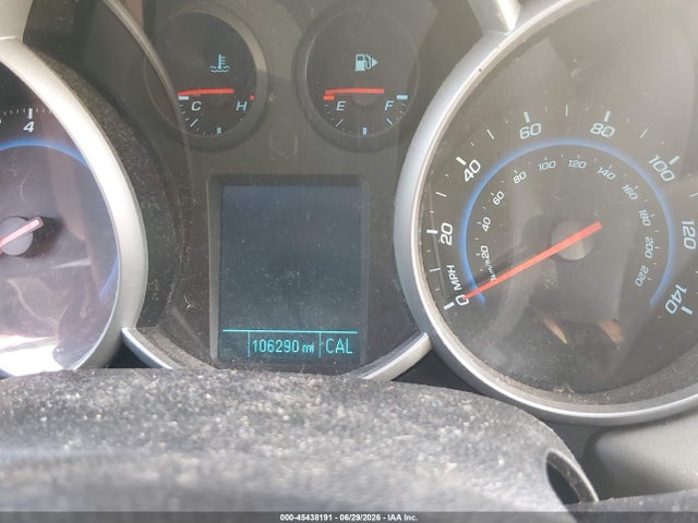 1G1PA5SH0E7120562 Chevrolet Cruze Ls Auto