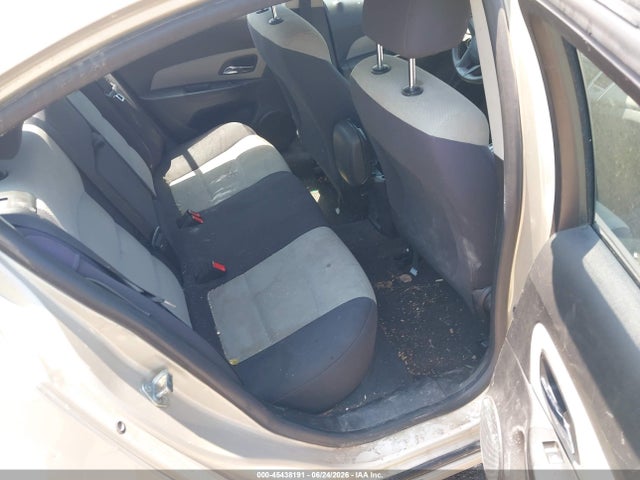 1G1PA5SH0E7120562 Chevrolet Cruze Ls Auto