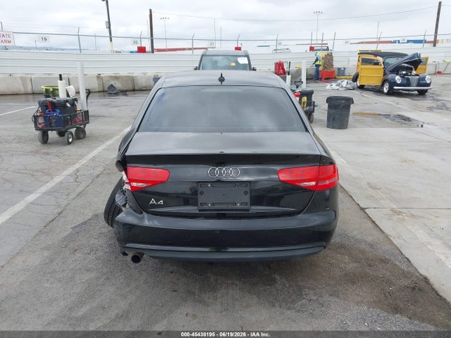 Продаж на аукціоні авто 2014 Audi A4 2.0t Premium, vin: WAUAFAFL8EA010316, номер лоту: 45438195