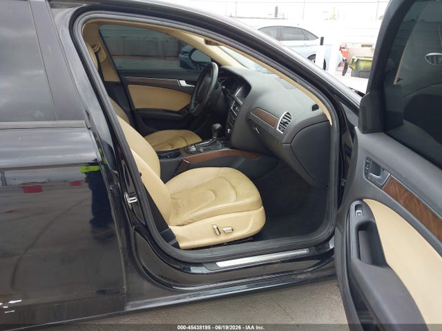 Продаж на аукціоні авто 2014 Audi A4 2.0t Premium, vin: WAUAFAFL8EA010316, номер лоту: 45438195