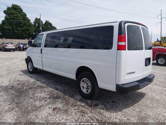 1GAZGNFG3L1235374 Chevrolet Express Passenger Rwd 3500 Extended Wheelbase Ls