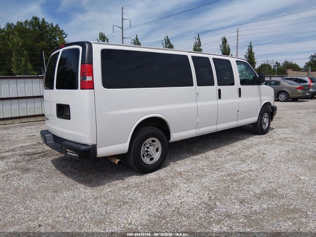 1GAZGNFG3L1235374 Chevrolet Express Passenger Rwd 3500 Extended Wheelbase Ls