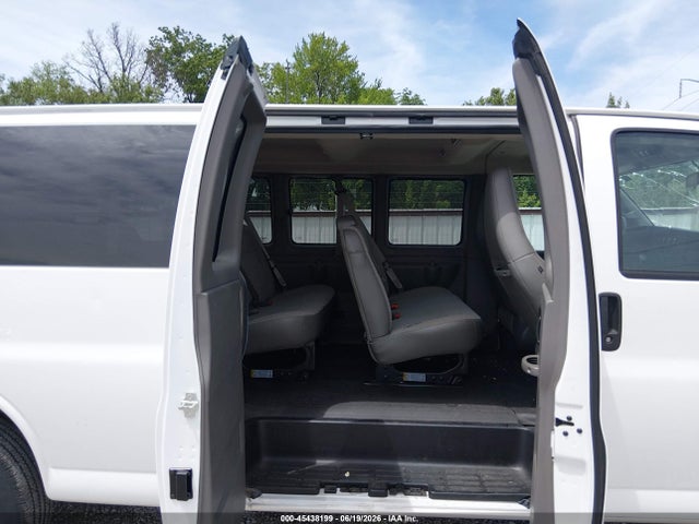 1GAZGNFG3L1235374 Chevrolet Express Passenger Rwd 3500 Extended Wheelbase Ls