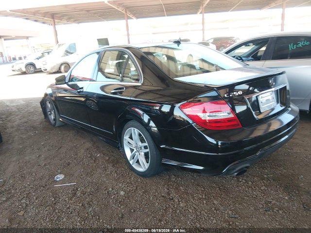 Продажа на аукционе авто 2013 Mercedes-benz C 250 Sport, vin: WDDGF4HBXDR241744, номер лота: 45438209