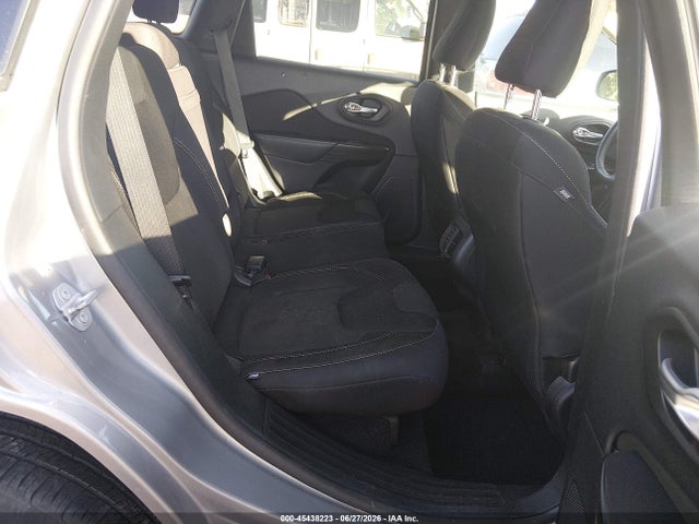 Jeep Cherokee Latitude 2015 1C4PJMCB8FW691395 Image 8