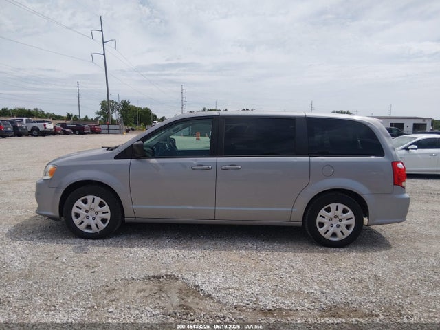 2C4RDGBG2JR262382 Dodge Grand Caravan Se