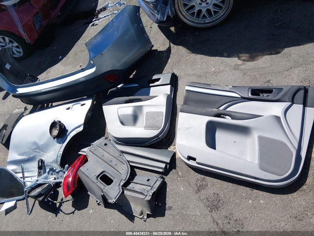 Toyota Highlander Le 2019 5TDBZRFH0KS747792 Image 12