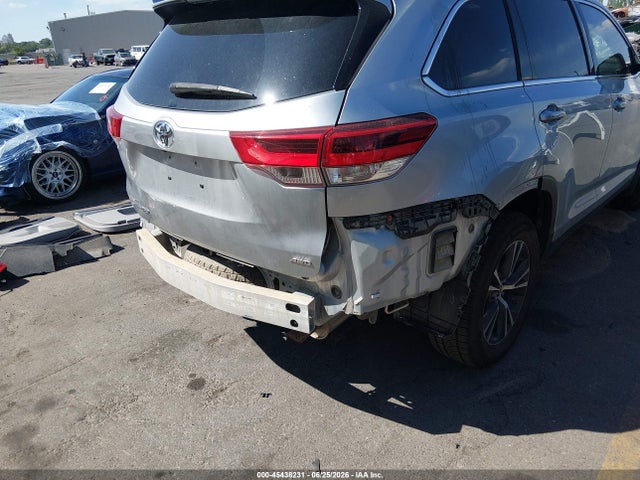 Toyota Highlander Le 2019 5TDBZRFH0KS747792 Image 19