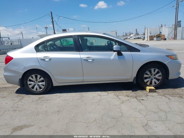 45438235 :رقم المزاد ، 19XFB2F56CE310541 vin ، 2012 Honda Civic Lx مزاد بيع