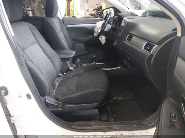 Продажа на аукционе авто 2017 Mitsubishi Outlander Se/sel, vin: JA4AZ3A33HZ058917, номер лота: 45438242