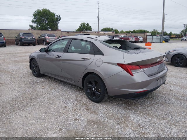 KMHLM4AJ9PU085872 Hyundai Elantra Hybrid Blue