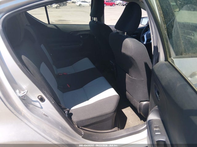2015 Toyota Prius C Two მანქანა იყიდება აუქციონზე, vin: JTDKDTB3XF1585923, აუქციონის ნომერი: 45438252