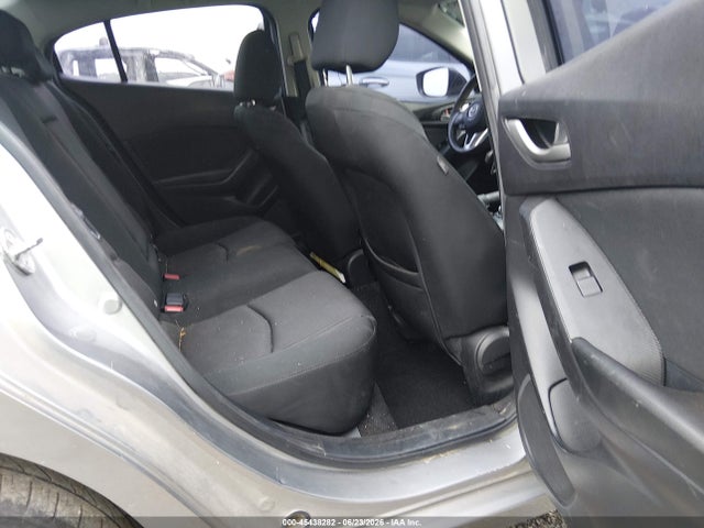 45438282 :رقم المزاد ، 3MZBM1U73GM261122 vin ، 2016 Mazda Mazda3 I Sport مزاد بيع