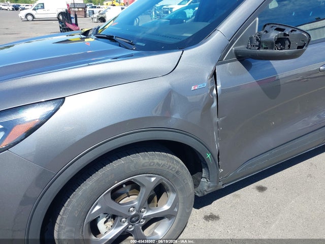 1FMCU9NA8SUA58288 Ford Escape St-line Select