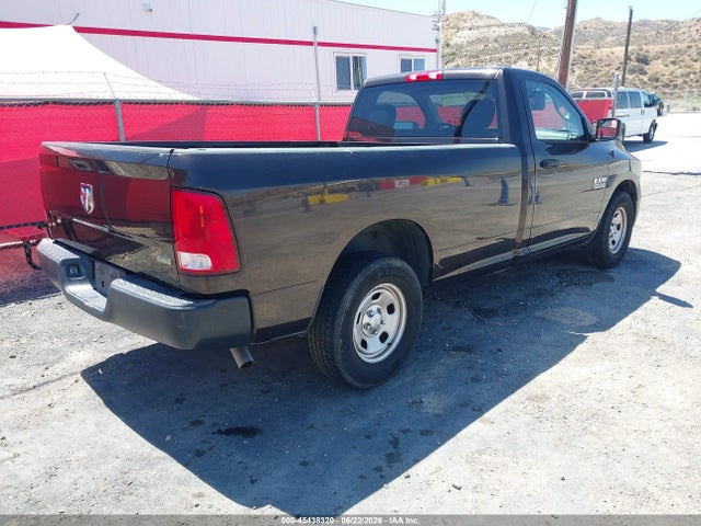 45438320 :رقم المزاد ، 3C6JR6DGXHG764750 vin ، 2017 Ram 1500 Tradesman  4x2 8' Box مزاد بيع